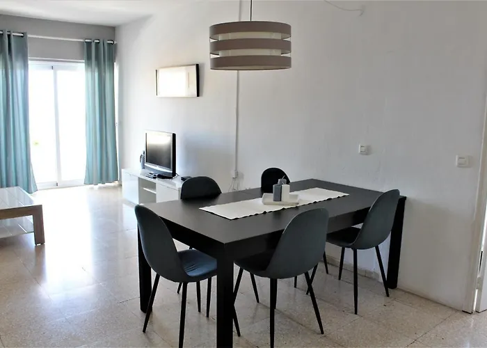 Apartamento Con Vistas, Playa Y Wifi *